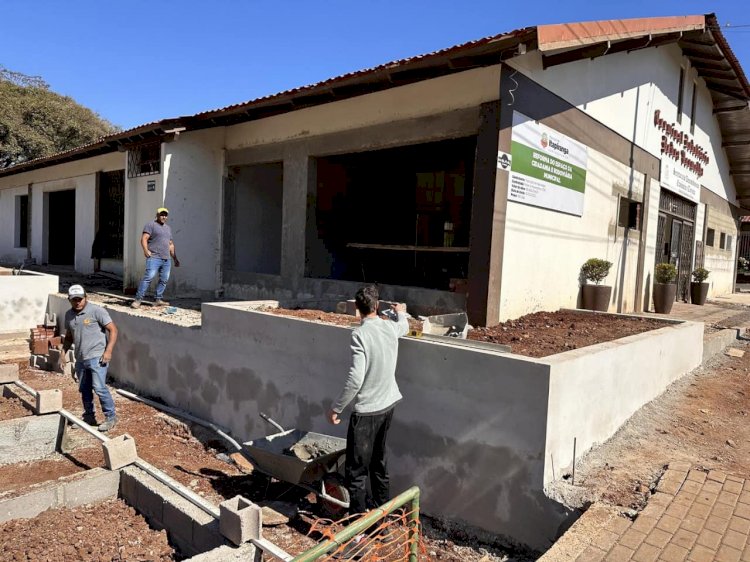 PROSSEGUEM OS TRABALHOS PARA INSTALAÇÃO DO ESPAÇO DA CIDADANIA EM ITAPIRANGA