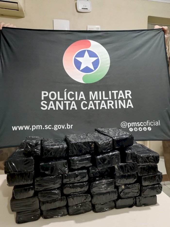 PM desmantela esquema de tráfico ao encontrar 23,25 kg de drogas em SMOeste