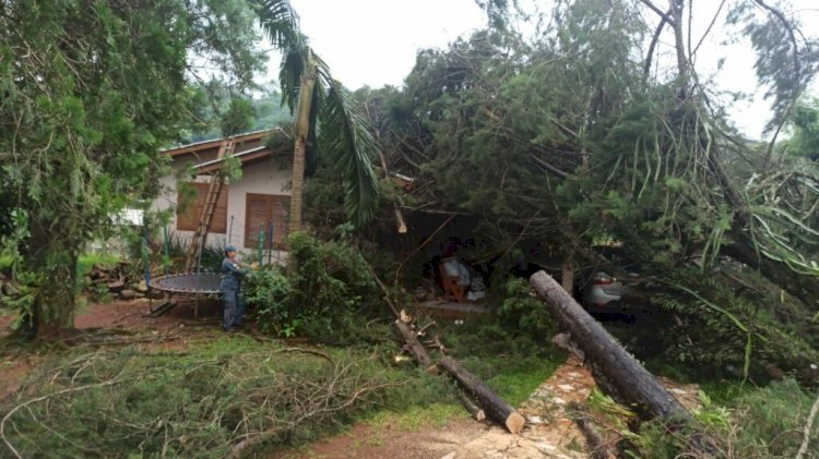 Temporal atinge Extremo-Oeste Catarinense