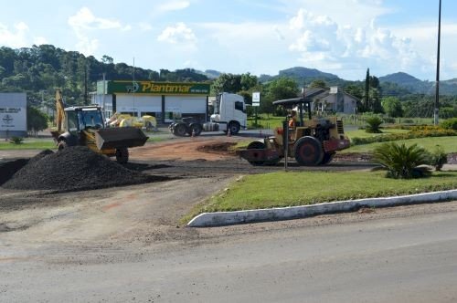 Reparos Emergenciais na BR-158: Equipes trabalham para restaurar a via entre Cunha Porã e Ponte do Rio Uruguai