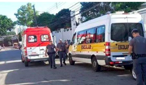 Menino de 4 anos é encontrado morto dentro de van escolar