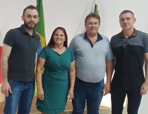 Egídio Simon é eleito presidente da Câmara de Vereadores de São João do Oeste