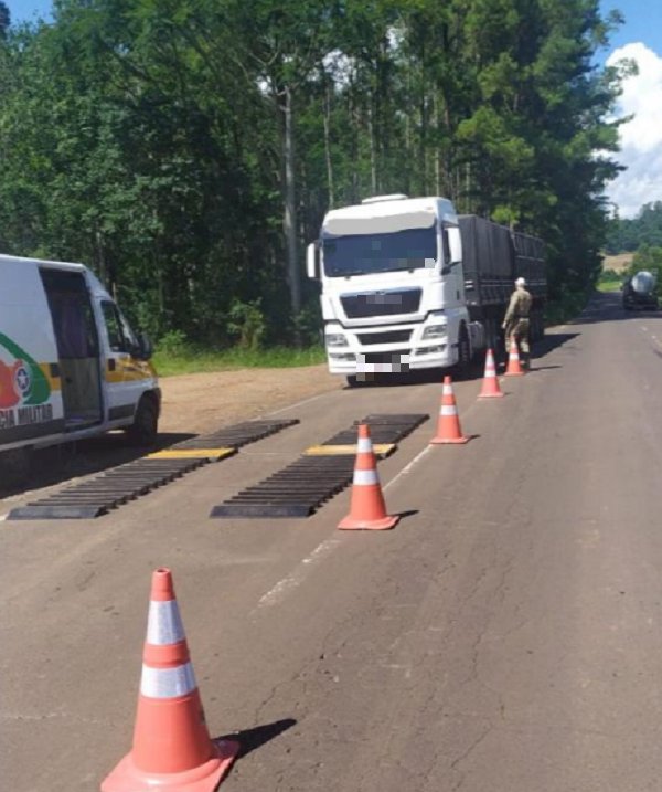 Polícia Militar Rodoviária realiza Operação ‘Carga Segura’ em Mondaí