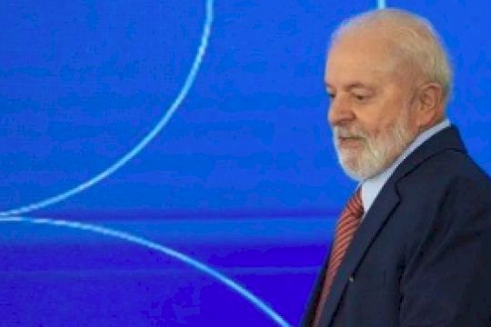 Lula sanciona Orçamento de 2024 com salário mínimo de R$ 1.412 e fundo eleitoral de R$ 4,9 bilhões