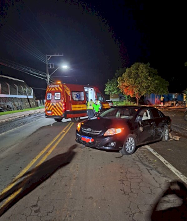 Colisão envolve dois carros e deixa um ferido em Mondaí