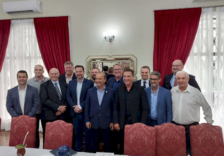 Dirigentes da AMPESC tratam do FUMDES com o governador