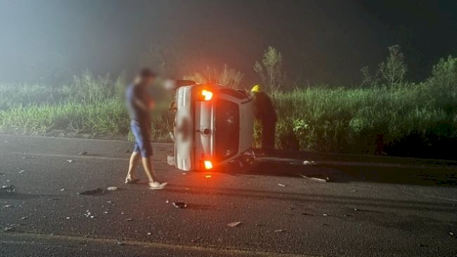 Três pessoas ficam feridas em colisão na BR-282 em São Miguel do Oeste