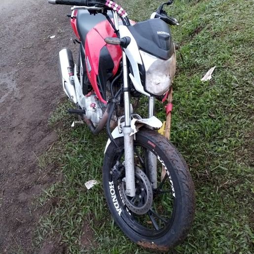 Motociclista desvia de colisão e sofre ferimentos em queda na SC - 163