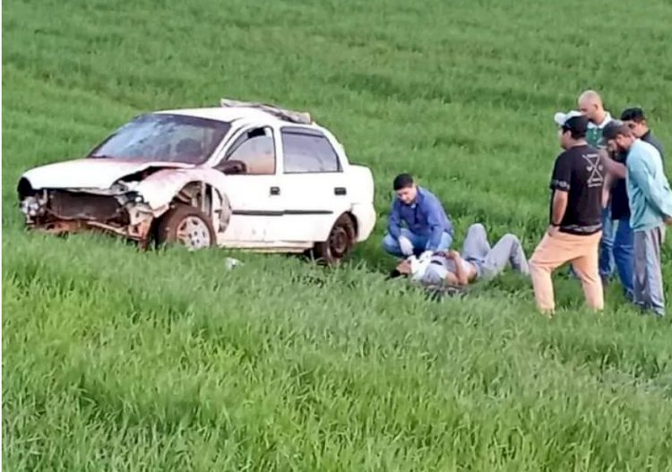 Veículo capota na ERS 330 entre Tenente Portela e Miraguaí