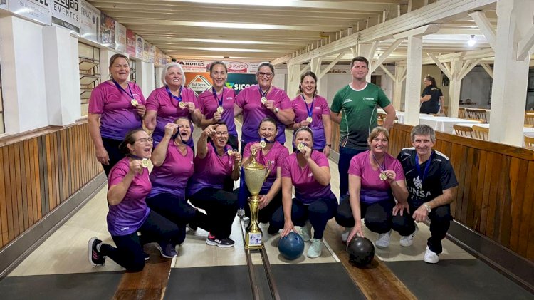 São João do Oeste é campeã da 5ª Copa AMEOSC de Bolão 23 Feminino