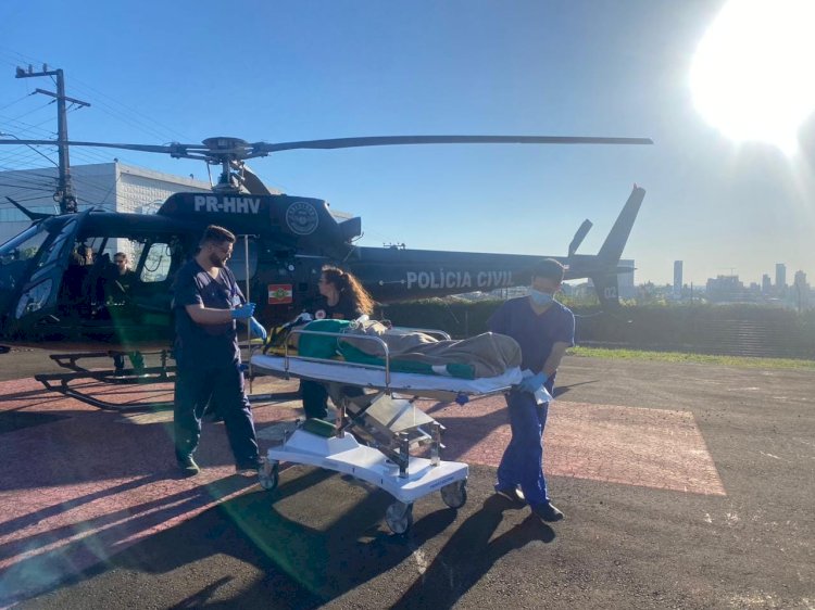 Após acidente com bicicleta, homem é transferido de helicóptero para Chapecó