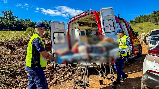 Confronto com a PM termina com suspeito baleado e grande apreensão de drogas no interior de Descanso